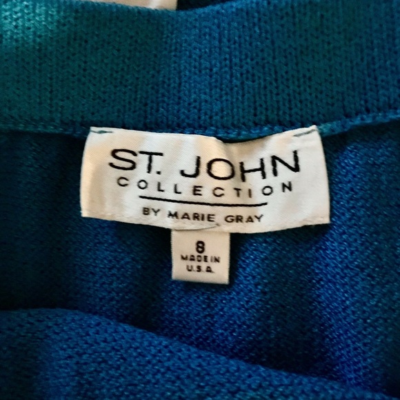 St. John knit collection, skirt has a small stain - Picture 4 of 8